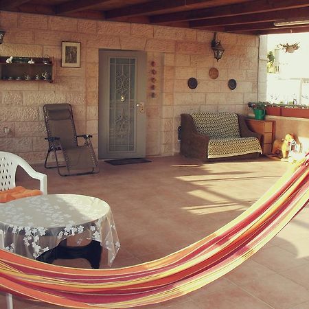 Sweet Home In Jerusalem Mountains Tzur Hadassah Esterno foto
