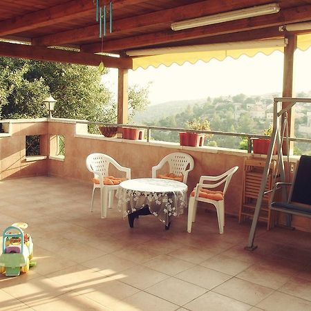 Sweet Home In Jerusalem Mountains Tzur Hadassah Esterno foto